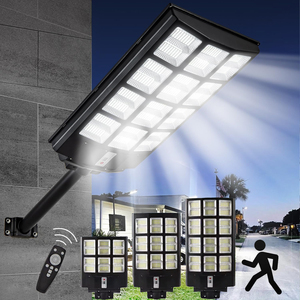 Farola a mené le réverbère solaire Ip65 extérieur 10 réverbère solaire tout en un ABS or lampes à LED solaires lumière solaire 2000 Wat - Product Image 1