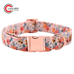 Conjunto ajustable de collar y correa para cachorros para niñas con pajarita floral para perros pequeños, medianos y grandes - Product Image 3