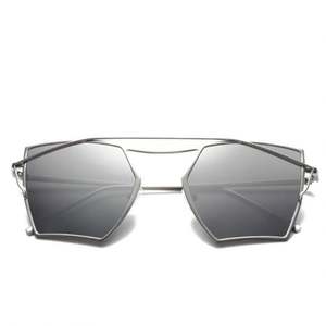 Gafas de Sol Vintage para Mujer, Diseño Personalizado con Logotipo, Montura Grande de Aleación Unisex, Estilo Irregular, Moda 2020 - Product Image 4