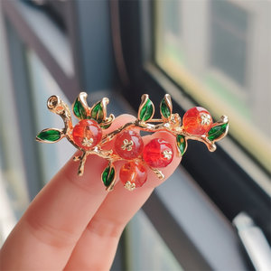 Cherrypin Gam Ruyi di lusso di fascia alta in stile cinese spilla leggera moda prevenzione esposizione frutta pianta spilla coltello - Product Image 1