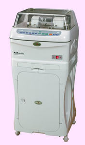 Clássico Perfeito Qualidade <span class=keywords><strong>Auto</strong></span> <span class=keywords><strong>Lens</strong></span> <span class=keywords><strong>Edger</strong></span> Óptica Máquina De Corte Óptica PC CR Lentes De Vidro Moagem Edging Equipamento - Product Image 5