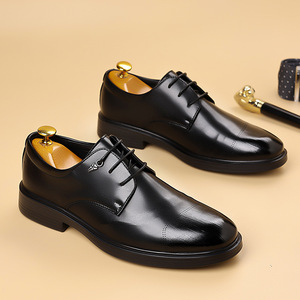 Chaussures habillées en cuir pour hommes, style Oxford, à bout pointu, pour le bureau et les occasions formelles, semelle extérieure en caoutchouc respirante, couleur noire unie, idéales pour les mariages - Product Image 2