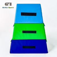 Chevaux de gymnastique souples colorés pour sauts et voltes, boîte de gymnastique à vendre
