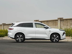 Nouvelle voiture BYD TangL DM blanche, SUV électrique économique 7 places - Product Image 3
