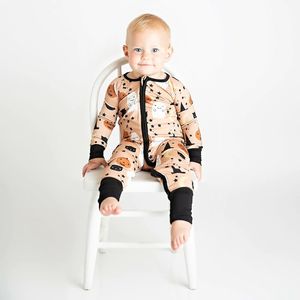 Conjunto de pijamas unisex para niños de Halloween, estampado de truco o trato, manga larga, acogedor y suave, para dormir en la noche del Carnaval - Product Image 5