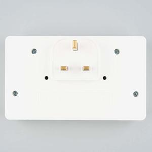 Bộ Chuyển Đổi 13A 2 Gang Cắm Với USB 2400mA Với Bảo Vệ Chống Sét - Product Image 2