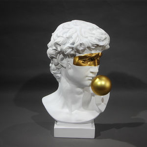 Venta al por mayor artes y artesanías escultura figura David cabeza sala de estar decoración Hotel red <span class=keywords><strong>tarjeta</strong></span> perforada <span class=keywords><strong>roja</strong></span> decoración belleza Chen - Product Image 1