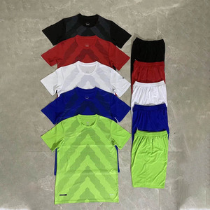 Uniforme de Fútbol Sublimado de Alta Calidad en Rojo y Blanco, 100% Poliéster, Camisetas de Fútbol Americano, Polo - Product Image 4