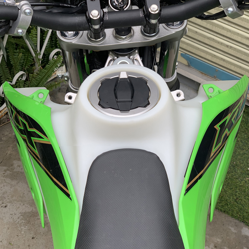 IGP 15L Plastic Fuel Tank for Kawasaki KLX 230 - Durable