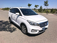Voiture d'occasion premium à essence Changan Lingxuan 2017 2018 1.6L Modèle de base 7 places Manuelle Monospace Économe en carburant Voiture d'occasion pas chère à vendre