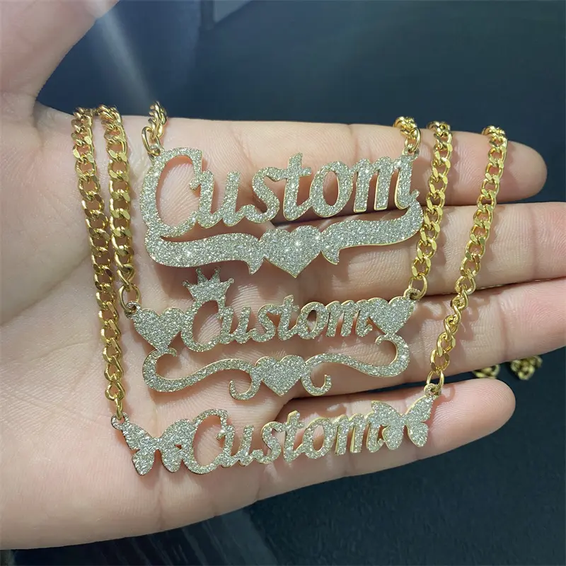 Sanlan Oem Custom Bling Name Halskette für Frauen Personal isierte Glitter Typenschild Halskette