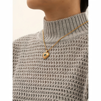 Chaîne de pull tendance 2026, pendentif cœur plaqué or 18 carats pour femme, collier en acier titane incrusté de cristaux, résistant à l'eau et inaltérable