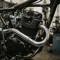 Motocyclette robuste à deux roues