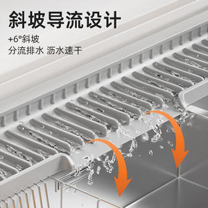 แผ่นรองซิลิโคนดูดซับน้ำทรงสี่เหลี่ยม ดีไซน์ลาดเอียง สำหรับป้องกันเคาน์เตอร์ด้านข้างอ่างล้างจานในครัว - Product Image 1