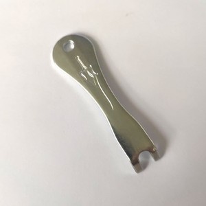 Elevador de Cuerdas de Guitarra Niquelado Pulido, Extractor Metálico de Precisión para Cambio de Cuerdas de Guitarra Acústica y Eléctrica - Product Image 2