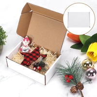 Carton d'expédition au design de luxe avec logo personnalisé, enveloppe en noir et blanc, boîtes de papier ondulé