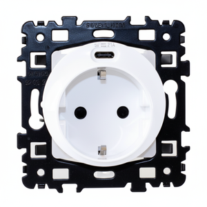 White <b>SQUARE</b> 2P+<b>T</b> Schuko + USB C Combined Socket Plugs & Sockets - Product Image 1