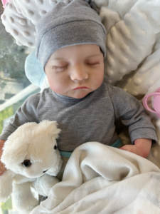 Realistische 17 Zoll Levi Reborn Baby puppen Lebensechte Silikon Neugeborene Weiche und bequeme schlafende Jungen Mädchen Bebé Reborn Real Life - Product Image 2