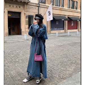 <span class=keywords><strong>Trench</strong></span> Coat in Denim Lavato alla <span class=keywords><strong>Moda</strong></span> per Donna Primavera 2024, Cappotto Lungo Casual Retrò <span class=keywords><strong>di</strong></span> Alta Qualità - Product Image 4