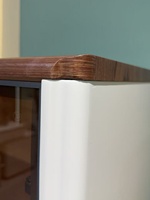 Armoire à vin moderne de luxe avec porte vitrée et éclairage, petit casier de bureau simple pour salon