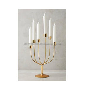 Ensemble de 2 bougeoirs en fil de fer plaqué or de différentes tailles, idéaux pour les accessoires de décoration de table d'hôtel et de maison d'Inde - Product Image 3