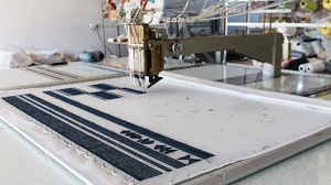 เครื่องปักพรมบนโต๊ะแบบหุ่นยนต์เครื่องปักพรมด้วยคอมพิวเตอร์ - Product Image 3