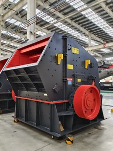 Henan Hongxing Mijnbouw Apparatuur <span class=keywords><strong>Impact</strong></span> Stone Breekinstallatie Basalt Aggregaat Productie Lijn Steen <span class=keywords><strong>Crusher</strong></span> Verpletterende Machine - Product Image 2
