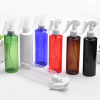Botol semprot plastik penjualan laris 100ml 250ml 300ml 500ml Di Amber hitam biru putih dengan tutup nozel semprotan pompa