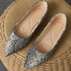 Zapatos planos de <span class=keywords><strong>piel</strong></span> de serpiente de verano a la moda para <span class=keywords><strong>mujer</strong></span>, punta estrecha, <span class=keywords><strong>piel</strong></span> de serpiente transpirable para otoño y primavera, sin cordones para niñas maduras - Product Image 3