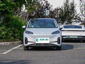 Meilleur rapport qualité-prix 2024 Arcfox Koala S AIR EV SUV 500 km d'autonomie CLTC 120 kW Batterie CATL 58,8 kWh Empattement de 2820 mm - Product Image 4