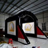 Tente de simulateur de golf gonflable en PVC durable, avec logo personnalisé, pour l'entraînement au golf en extérieur et les événements sportifs