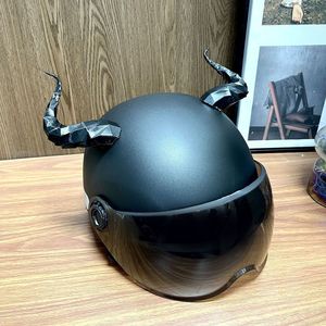 Décorations de casque en plastique imprimées en 3D, cornes de <span class=keywords><strong>diable</strong></span>, ornements personnalisés, adhésif 3M, cadeau, directement de l'usine - Product Image 6