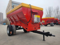 Tracteur - Machine à lancer et à épandre du sable latéral pour les enclos à vaches avec un volume de 6 mètres cubes