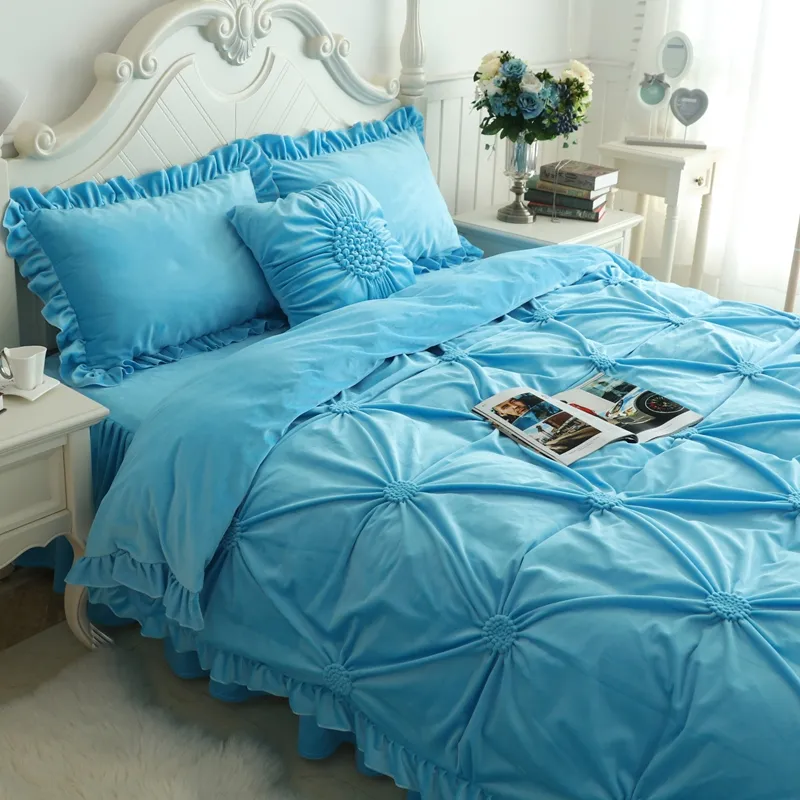 Hand Work Pleated Luxury Bedding Set Thick Fleece Winter Bed Cover Set Full Queen King Size Bed Skirt Duvet Cover Set Pillowcase