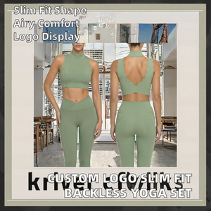 Ensemble de yoga deux pièces vert uni, legging taille haute et crop top col en V avec découpe au dos, logo sur le devant, respirant et sans coutures, tenue d'entraînement - Product Image 2