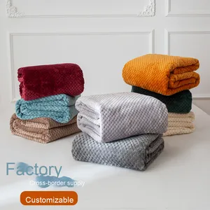 Couverture en flanelle à carreaux d'ananas double face en polyester doux et chaud confortable 100% <span class=keywords><strong>couleur</strong></span> unie pour canapé - Product Image 1