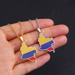 Colliers chaîne en émail avec <span class=keywords><strong>carte</strong></span> de la <span class=keywords><strong>Colombie</strong></span>, en acier inoxydable plaqué or 18 carats, pendentif <span class=keywords><strong>carte</strong></span> du drapeau colombien en émail - Product Image 4