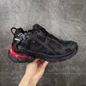 Zapatillas Deportivas Negras de Malla Premium 2026 con Luces LED, Estilo Runner, Plataforma, Casuales - Product Image 1