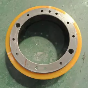 إطار عجلة من البولي يوريثان لعمر تشغيلي طويل 230 × 15 مم 0/60 × 65 مم, يستخدم في رافعة شوكية junghinrich رقم 51535381