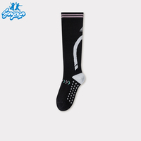Chaussettes de course professionnelles au genou avec logo réfléchissant Sport de plein air Chaussettes de sport pour hommes Yoga Fitness Chaussettes pour hommes Coton