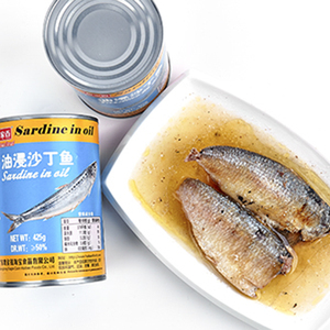 Venta Directa <span class=keywords><strong>de</strong></span> Fábrica: <span class=keywords><strong>Sardinas</strong></span> <span class=keywords><strong>Enlatadas</strong></span> <span class=keywords><strong>de</strong></span> 425g con Delicioso Sabor, Trozos <span class=keywords><strong>de</strong></span> Pescado <span class=keywords><strong>en</strong></span> <span class=keywords><strong>Aceite</strong></span>, Conservadas <span class=keywords><strong>en</strong></span> el Lata - Product Image 6