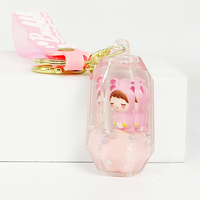 Porte-clés créatif personnalisé en acrylique avec impression UV, sablier rempli d'huile, pendentif ours rose rêveur, breloque de sac à dos en gros
