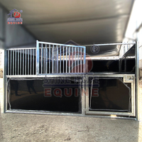 Panneaux avant de box pour équipement équestre, portables, d'occasion, pour écuries, à vendre sans toit