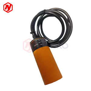 Original Ifm KB0025 2-<b>wire</b> Capacitive Sensor With Adjustable 20mm Range for Industrial Process <b>Control</b> KB0025 - Product Image 4