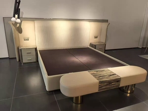 Lit King Size Moderne de Luxe avec Cadre en Bois, Ensemble de Rangement, Lit Mural Capitonnée, Meubles de Chambre de Haute Qualité - Product Image 5