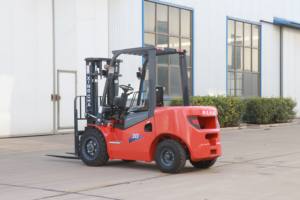 Carretilla elevadora diésel de exportación directa de fábrica Capacidad de 1,5-3 toneladas con neumáticos sólidos/neumáticos y operación asentada - Product Image 2