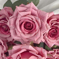 Buket Mawar Sutra Buatan 7 Tangkai Bunga Palsu Mawar Berembos Rangkaian Bunga untuk Dekorasi Rumah Pernikahan