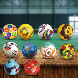 Mini Balón de Fútbol de 15.5 cm, Ligero, con Unión Térmica, para Entrenamiento en Interiores para Niños, Diseño Colorido - Product Image 5
