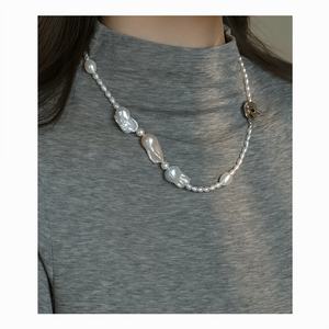 Collier en perles de poisson baroque naturelles, luxe léger, chaîne de clavicule pour jeunes adultes, pour les pulls d'automne, conçu pour le confort - Product Image 1