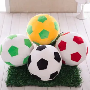 बहुरंगा फुटबॉल आलीशान खिलौने तकिया नकली सॉकर बॉल भरवां गुड़िया रचनात्मक खिलौने कप बच्चों के उपहार निर्माता